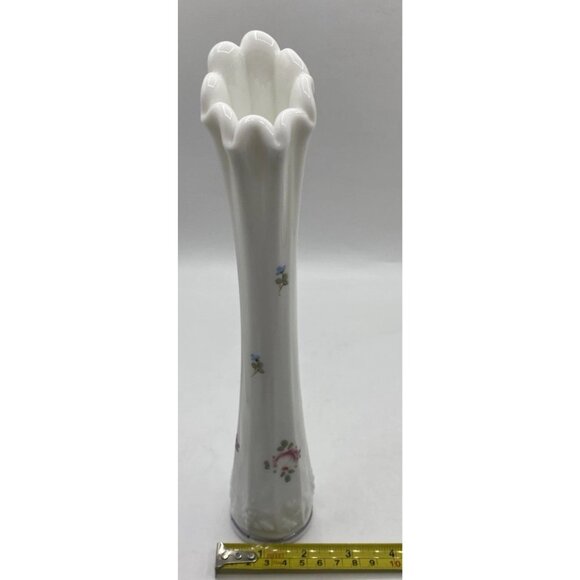 Vintage Westmoreland MCM Milk Glass Swung Bud Vase 10.25" Hand Painted Ribbed - Picture 9 of 16